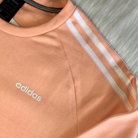 NWT Adidas Logo Sweatshirt Streetwear Fleece Top - Picture 4 of 11